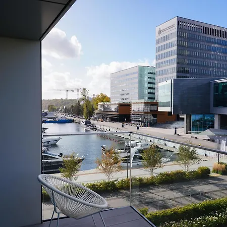 Luxury Yacht Park Marina View Parking Apartment Gdynia