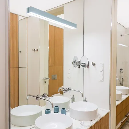 Yacht Park Luxury Marina View Parking Grandviewestate *
