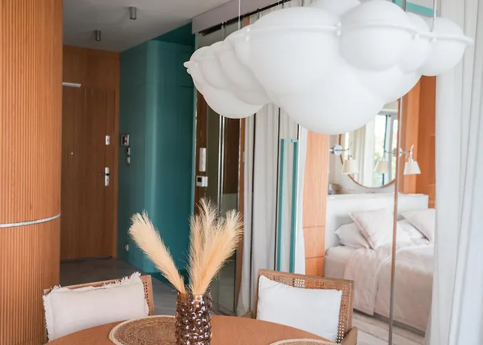 Luxury Yacht Park Marina View Parking *