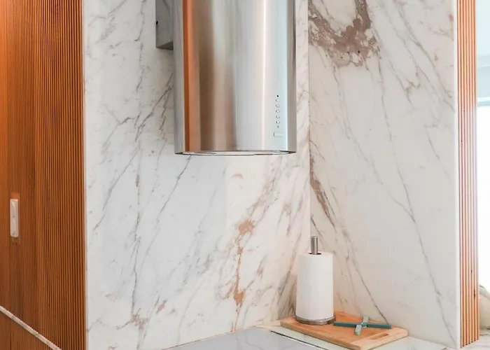 Apartment Luxury Yacht Park Marina View Parking